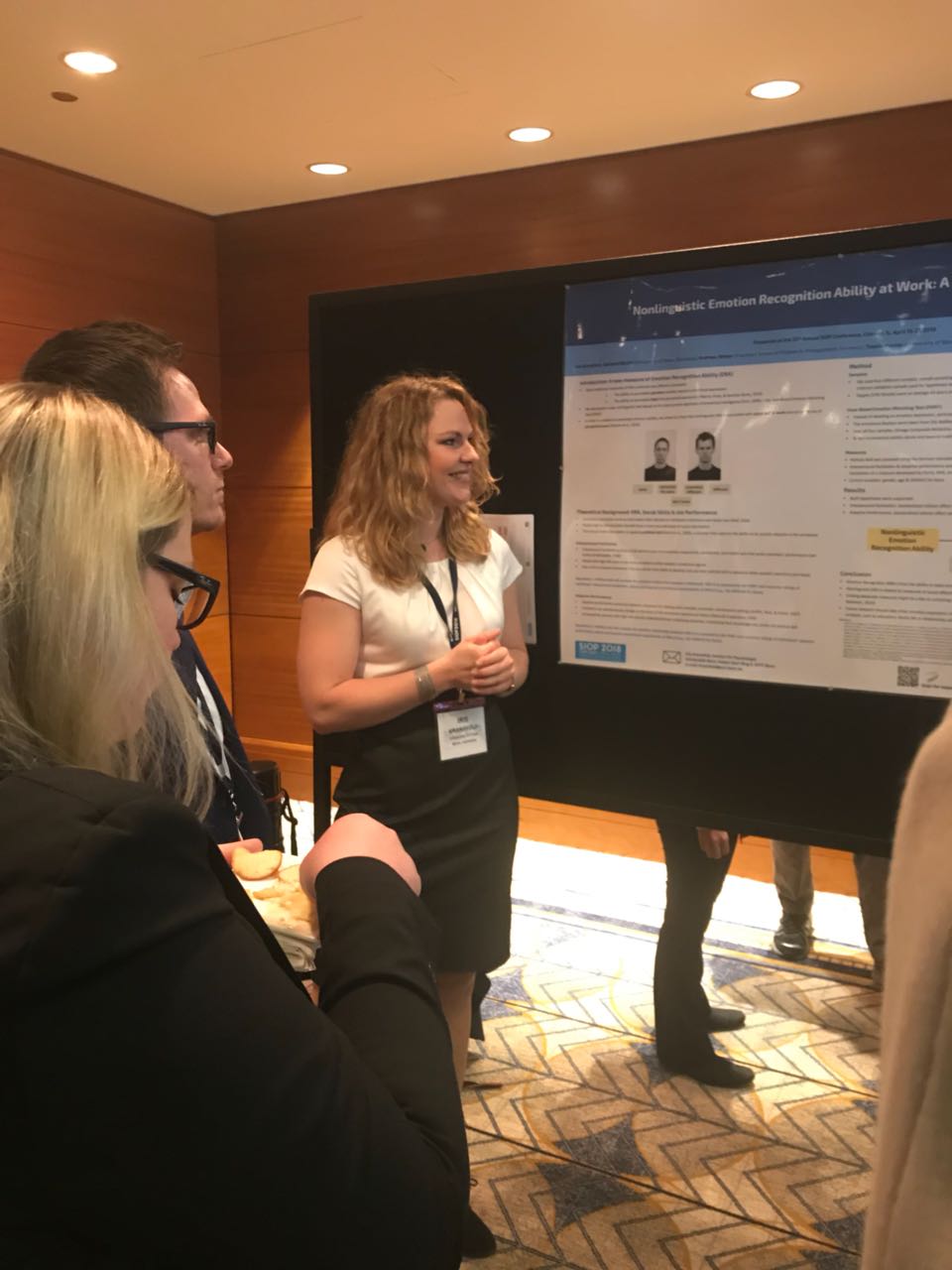 SIOP2018 Poster und Iris.jpg